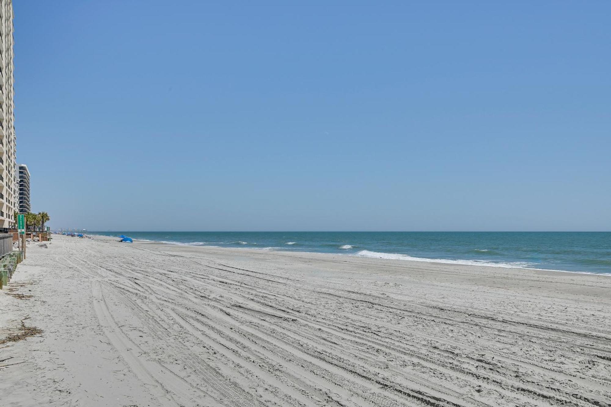Coastal Condo On Beach With Community Pool Access! Myrtle Beach Ngoại thất bức ảnh