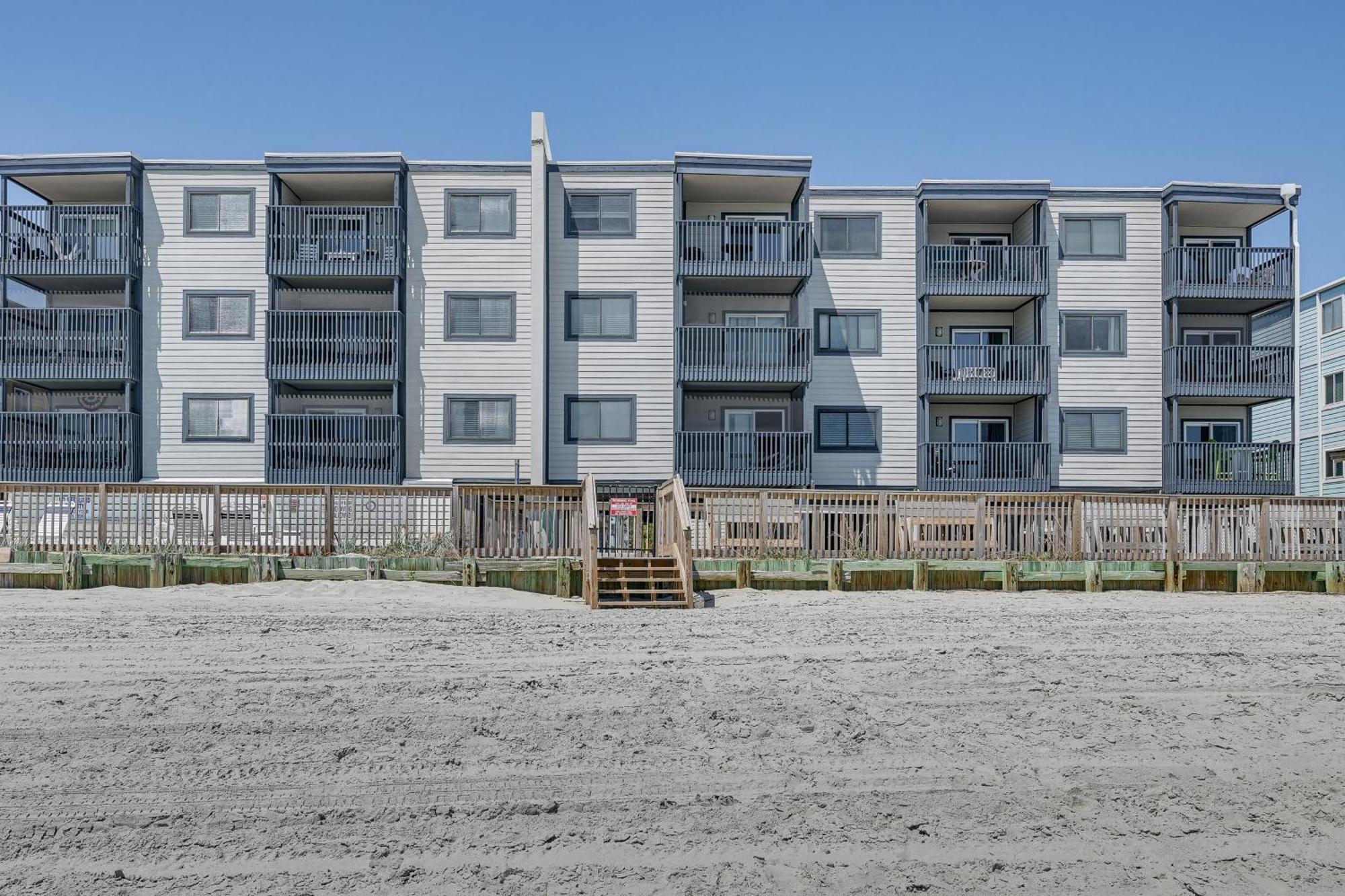 Coastal Condo On Beach With Community Pool Access! Myrtle Beach Ngoại thất bức ảnh